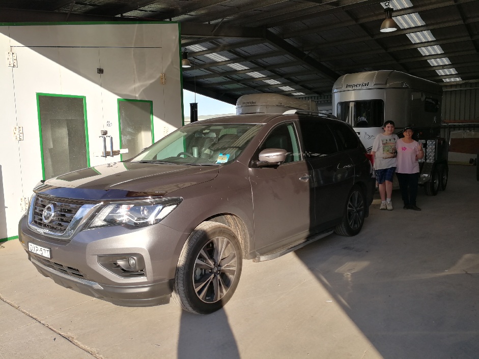 Float Image silver car Imperial Horse Floats